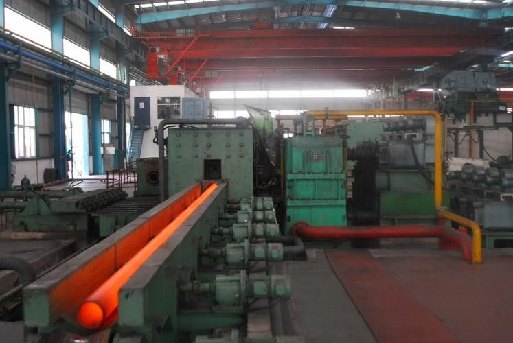Cangzhou Baoyang Pipeline Equipment Co., Ltd. üreticinin üretim hattı